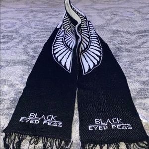 masters of the sun scarf
